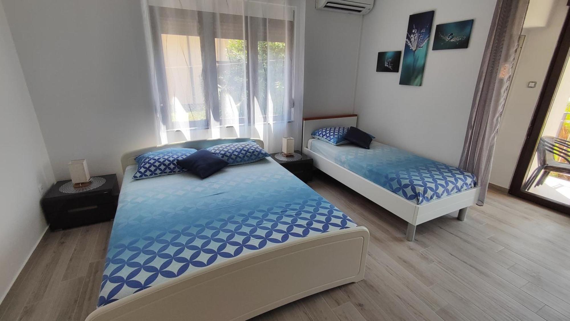 Homestay Viktor And 2