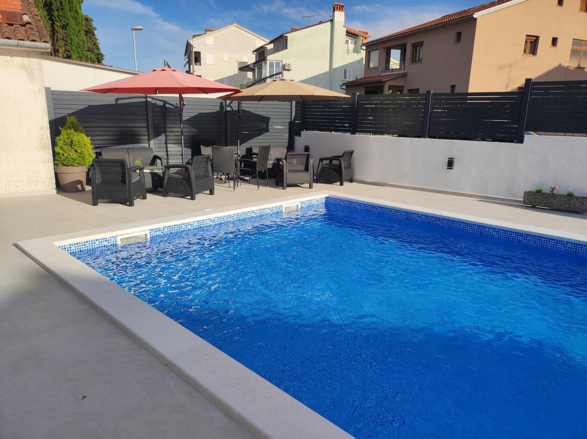 Viktor And 2 Homestay Rovinj